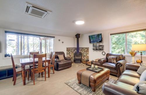 West Hills House | Bremerton Vacation Rental with Hot Tub and Lake Access