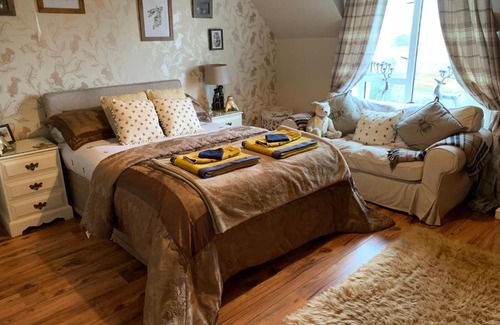 Arnol House | Brenarth Taigh