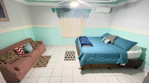 Oriente House | Brenda alicia