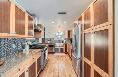 Brentwood House | Brentwood Bungalow. Walk & Bike Everything Austin!