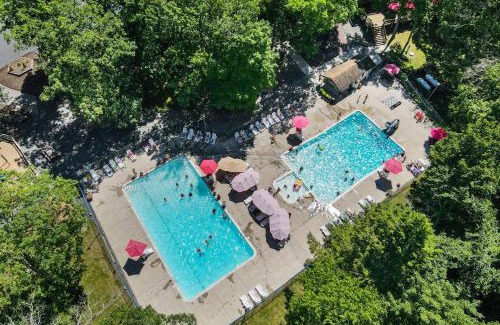 East Stroudsburg House | Brentwood Burrow