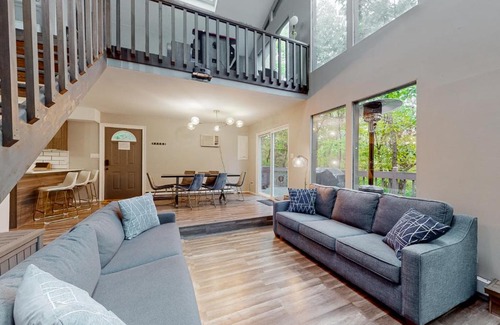 East Stroudsburg House | Brentwood Burrow