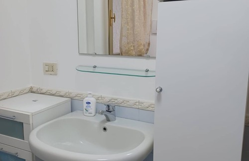 Centro Storico Sud Apartment | Brescia, Residence at the park, elegant studio apartment near the station