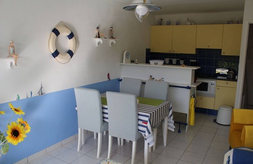Mesquer Apartment | Bretagne Plein Sud : Mesquer - Quimiac Appartement Rez-jardin 2/4 Personnes