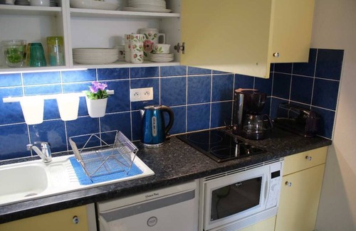 Mesquer Apartment | Bretagne Plein Sud : Mesquer - Quimiac Appartement Rez-jardin 2/4 Personnes