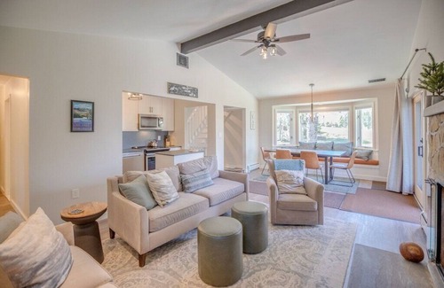 Bretton Woods Condo | Bretton Woods, NEW Ski In/Out | Fireplace GameRoom
