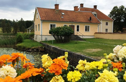 Brevens Bruk Cottage | Brevens Bruk, A house with history! The eastern wing