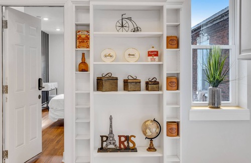North Philadelphia West Apartment | Brewerytown Balcony Retreat W Oxford 1BR