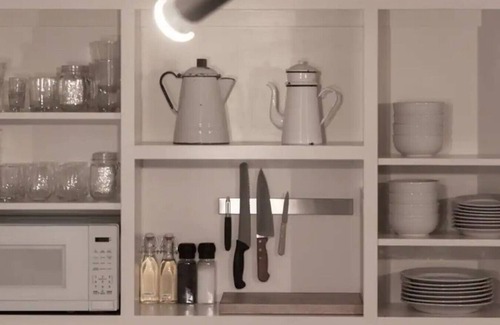 Oakridge Apartment | BrewPub Bungalow #2: Clean, Comfortable, Spacious
