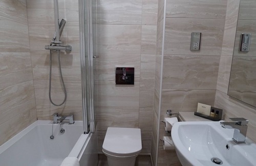 Ainley Top Hotel | Briar Court Hotel