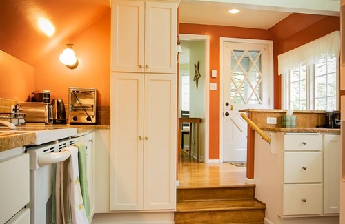 Manito House | Briar Rose