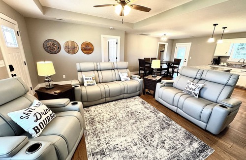 Bardstown House | Brick and Bourbon- BARDSTOWN