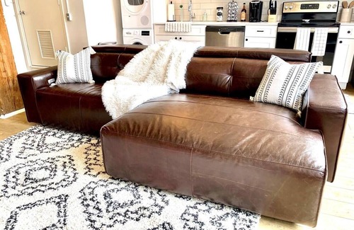 River Market Apartment | Brick Loft Centrally Located