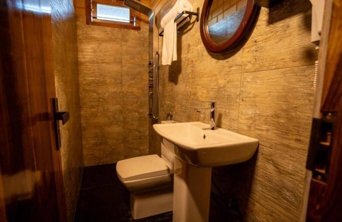 Kamburugamuwa Apartment | Bricks 90 Weligama - Deluxe Double or Twin Room