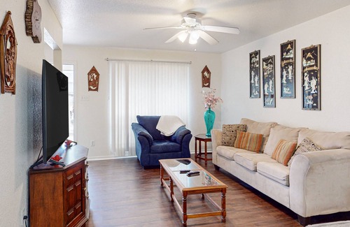 Killeen House | Brickside Beauty | Getaway in Killeen