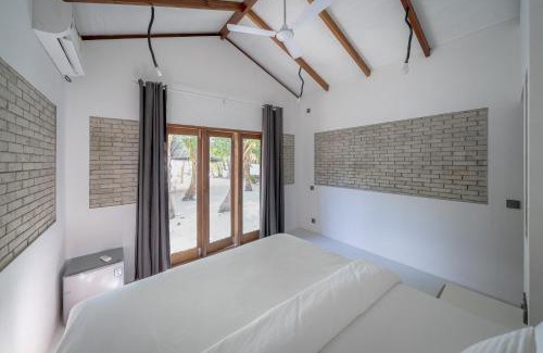 Rasdhoo House | Brickwood Rasdhoo- Beach front