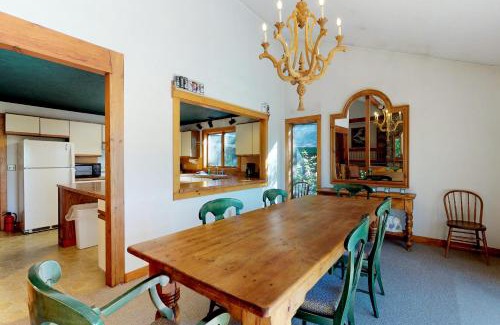 Franconia House | Bridal Veil Lodge