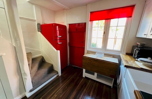 Tenterden House | Bridewell Cottage in the heart of Tenterden - Pass The Keys