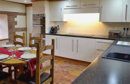 Brayford Cottage | Bridge House - UKC1340
