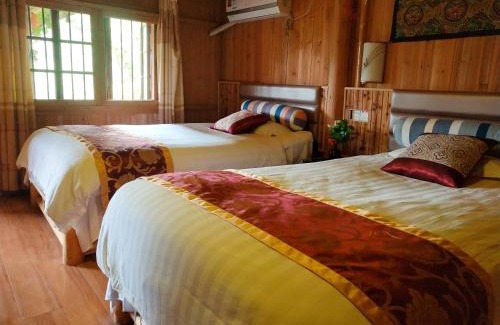 Sanjiang Dong Autonomous County Hotel | Bridge View Boutique Guesthouse 望桥楼精品民宿