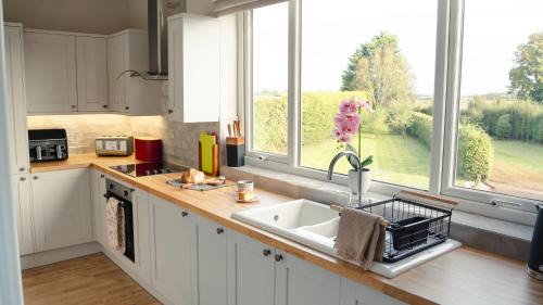 Cawood House | Bridge View Cottage