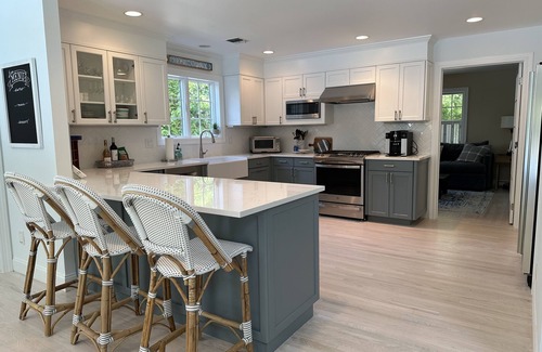 Bridgehampton House | Bridgehampton Home, Perfect for Families, Large Beautiful Secluded Pool
