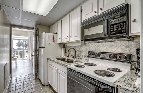 Litchfield by the Sea Condo | Bridgewater Condo with Waterpark and Lazy River