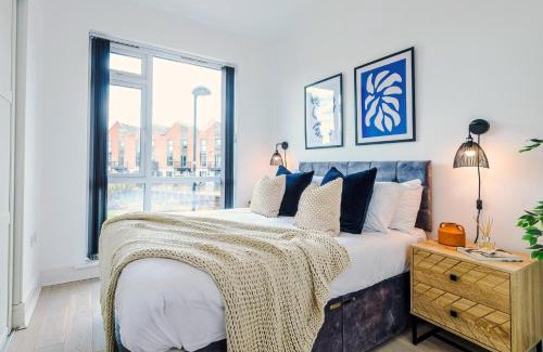 Stoke-on-Trent House | Bridgewater House by Truestays - NEW 3 Bedroom House in Stoke-on-Trent