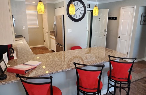 Branson Condo | Bridging the gap between convenience and luxury! No stairs! Family-friendly!