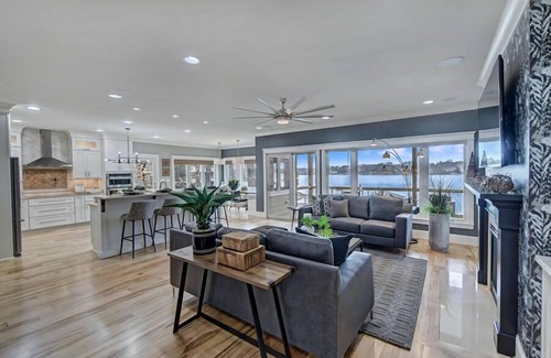 Mooresville House | Bridlewood Cove w/Beach, Gameroom, Hot Tub & Optional Boat Rental