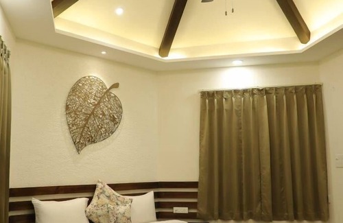 Palwal Hotel | Brigadier's Plantation Retreat