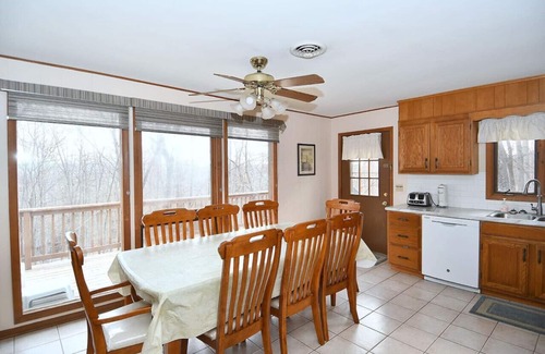 Berkeley Springs House | Brigadoon - 5 Bedroom Retreat