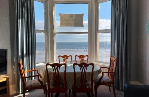 Muston Apartment | Brigg View Holiday Apartment
