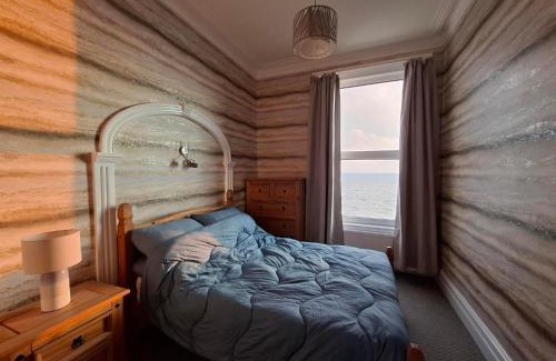 Muston Apartment | Brigg View Holiday Apartment