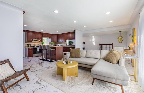 Commerce Township House | Bright, Beautiful 4BR/2BA Commerce Twp Getaway!