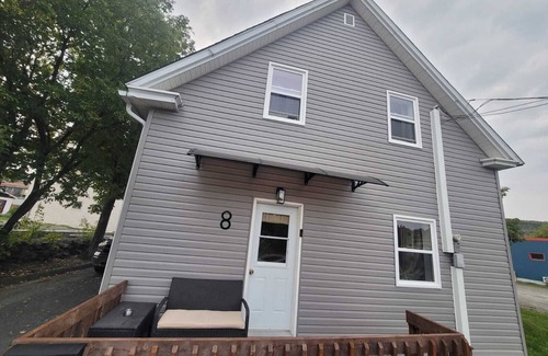 Edmundston Apartment | Bright 1 bedroom apartment close to highway, wifi, netflix, prime, free parking
