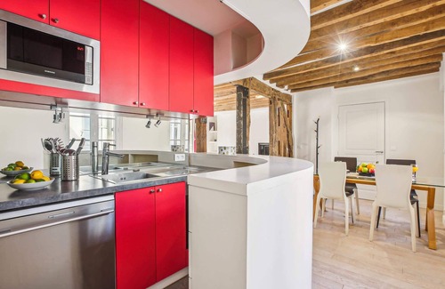 Les Halles Apartment | Bright 1BR in the Heart of Paris - Sleeps 4