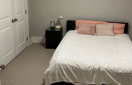 Dunbar Apartment | Bright 2 Bdrm Suite in the Perfect Location
