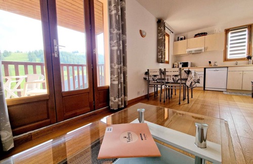 Peone Apartment | Bright 2-room apartment