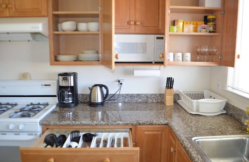 Outer Sunset Apartment | Bright 4 Bedrooms 2 Baths Entire 2nd Floor near Golden Gate Park & Ocean Beach