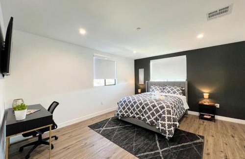 Ladera Heights House | Bright 4BR Stay in the Vibrant K. Town- OAK1 - LAD