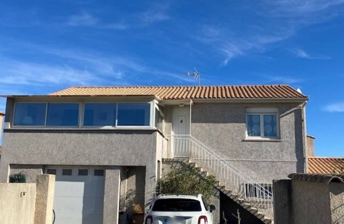 Fabregues Apartment | Bright, air-conditioned apartment