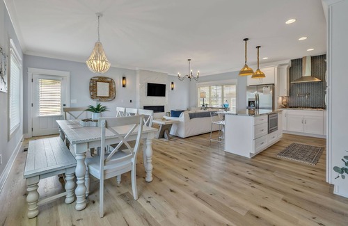 Winchester House | Bright airy lakeside home in gated community