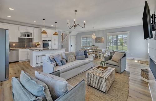 Winchester House | Bright airy lakeside home in gated community