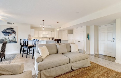 Fernandina Beach Condo | Bright, Airy Oceanfront Condo on Amelia Island!