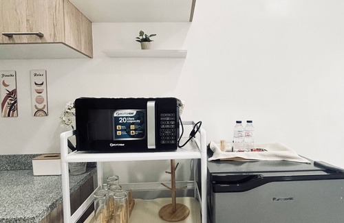 Mandurriao Condo | Bright & Airy Urban Escape