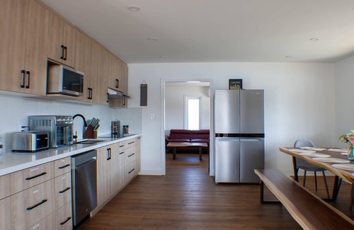 Faraday Cottage | Bright and Beautiful Brand New Cozy Lake Front Cottage in Bancroft