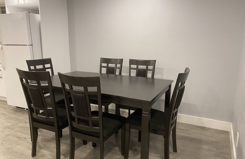 South Lethbridge House | Bright and Beautiful Southside Basement Suite - walking distance to hospital and