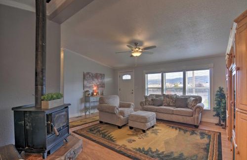 Piute County House | Bright and Beautiful Home, Explore Natl Parks!
