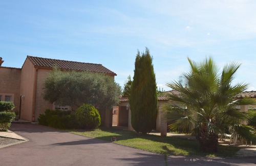 Fabregues House | Bright and calm villa – 15 km away from Montpellier and the beaches
